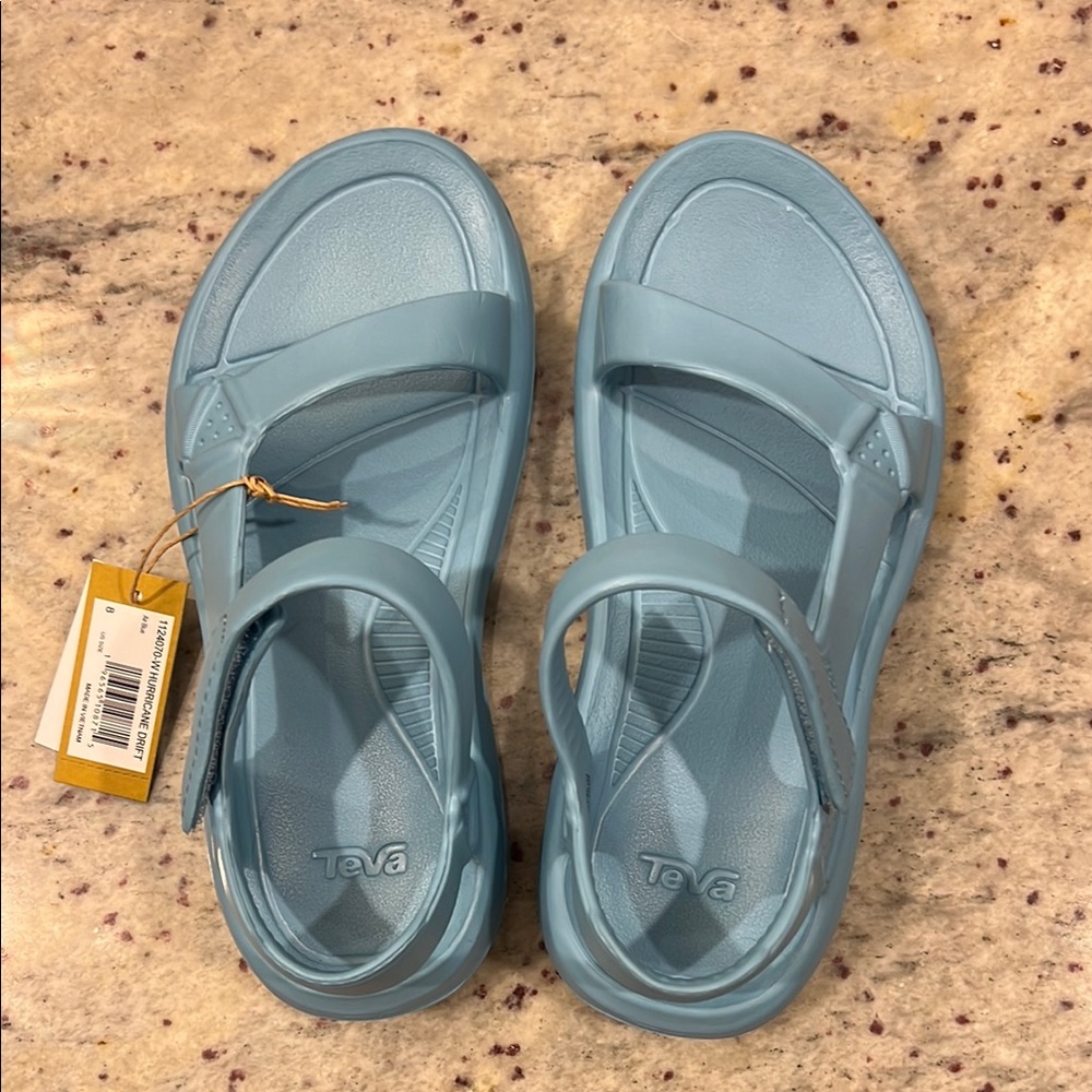 Teva Hurricane Drift sandals size 8